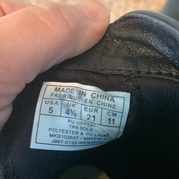 FREE WITH PURCHASE******* 
Michael Kors little girls black boots, size 5, EUC - Picture 11 of 12